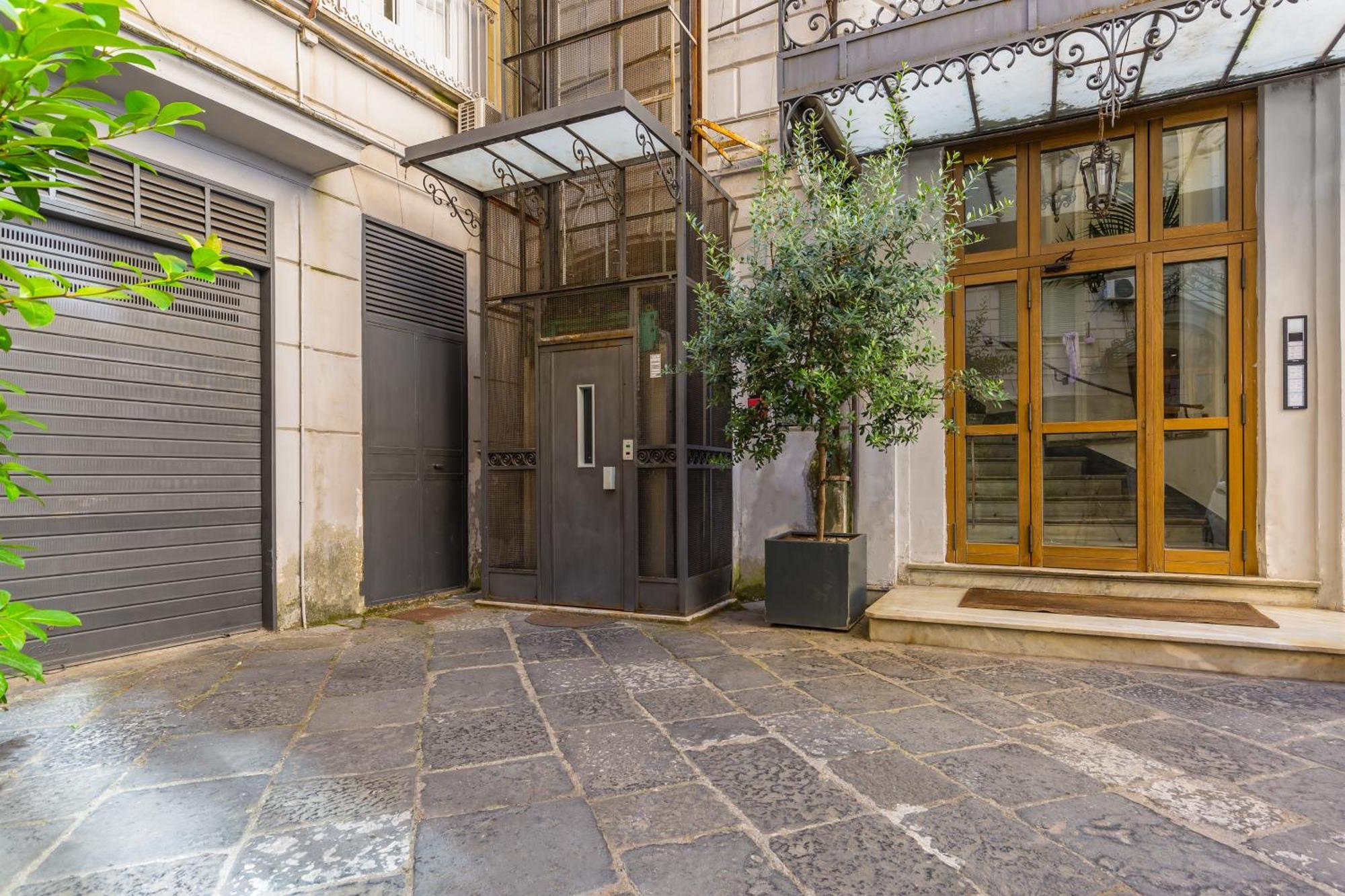 Residenza Trinita Maggiore 那不勒斯 外观 照片